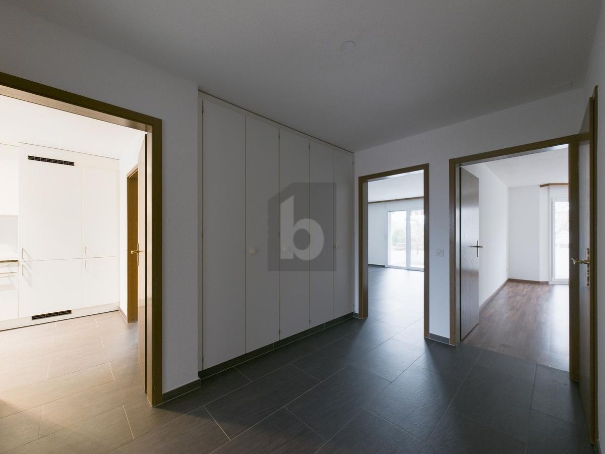 MODERN, KOMFORTABEL UND MIT GEMÜTLICHEM BALKON - 2