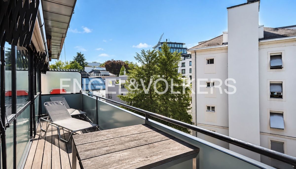 Light & Design — Characterful apartment in Eaux-Vives - 8