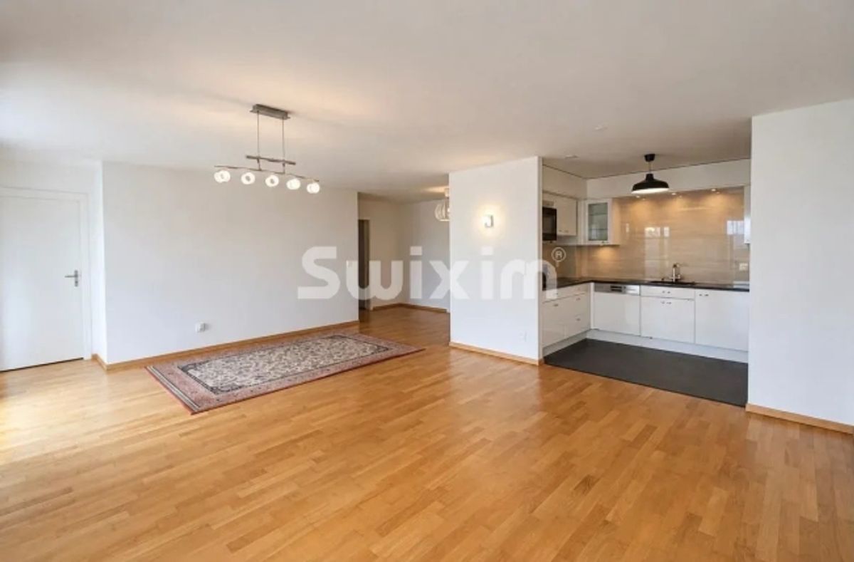 2,5 Zimmer mit Terrasse – absolut ruhige, nach Süden ausgerichtete Lage - 2