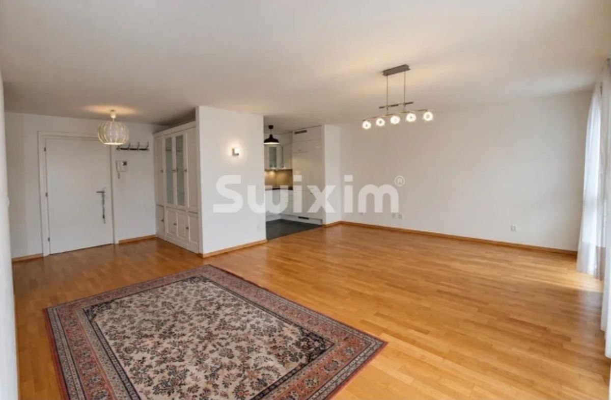 2,5 Zimmer mit Terrasse – absolut ruhige, nach Süden ausgerichtete Lage - 3