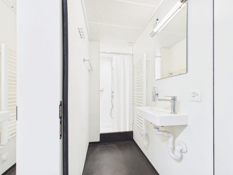 Exklusives Büro an der Löwenstrasse - zentral, modern, repräsentativ - 7