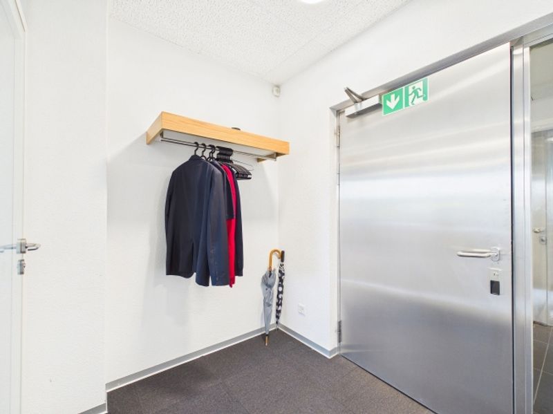 Exklusives Büro an der Löwenstrasse - zentral, modern, repräsentativ - 3