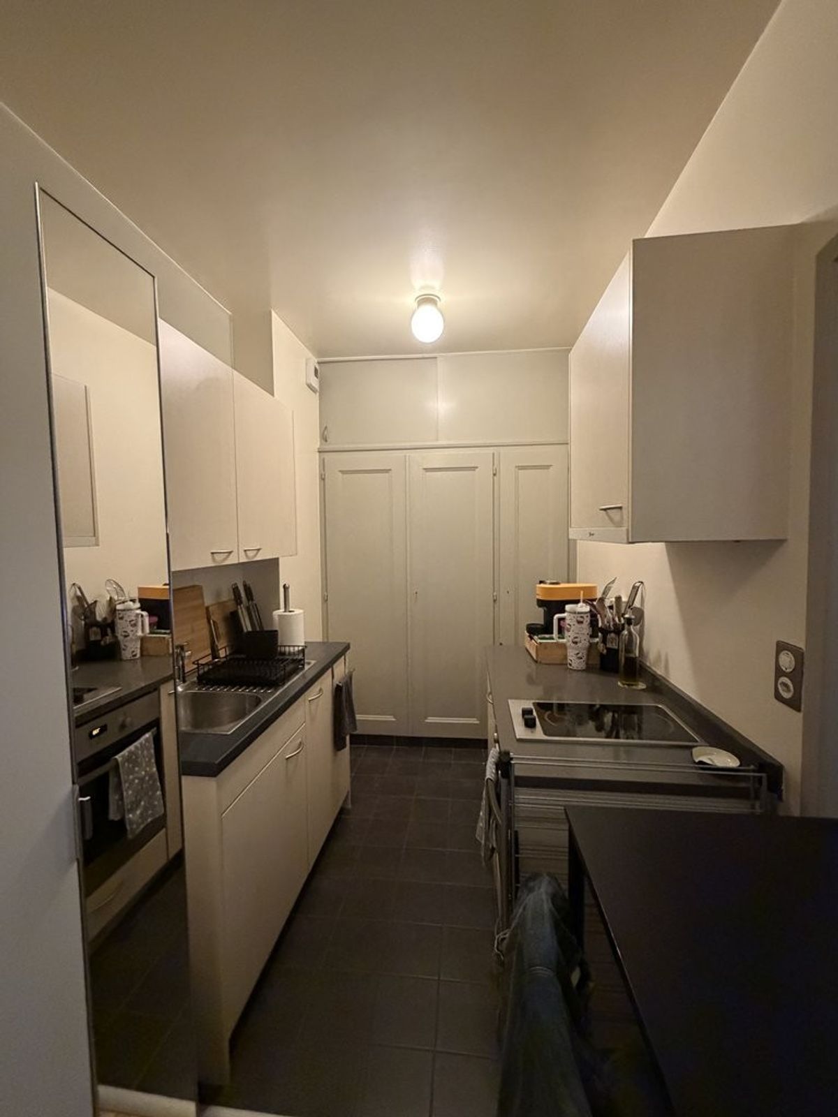 À saisir ! Splendide studio meublé dans un quartier calme ! - 3
