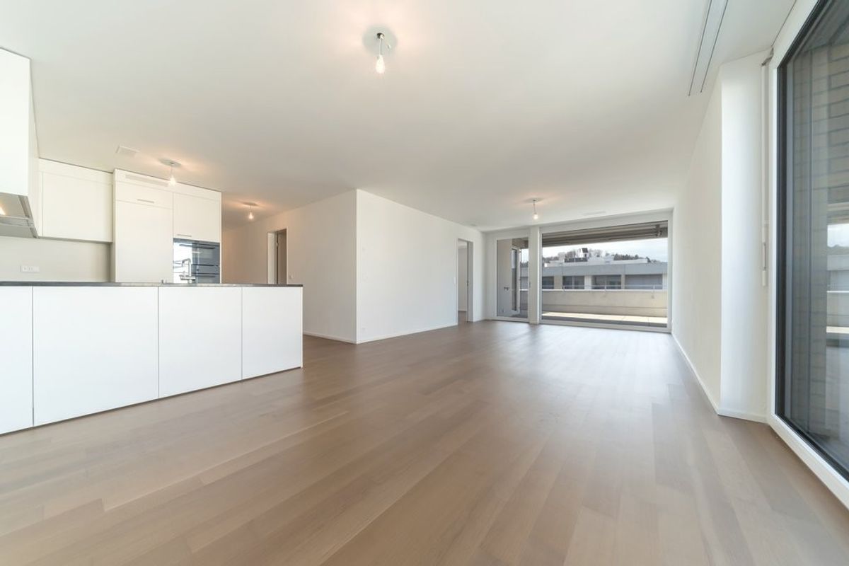 Moderne 3.5 Zimmerwohnung in Suhr - 1