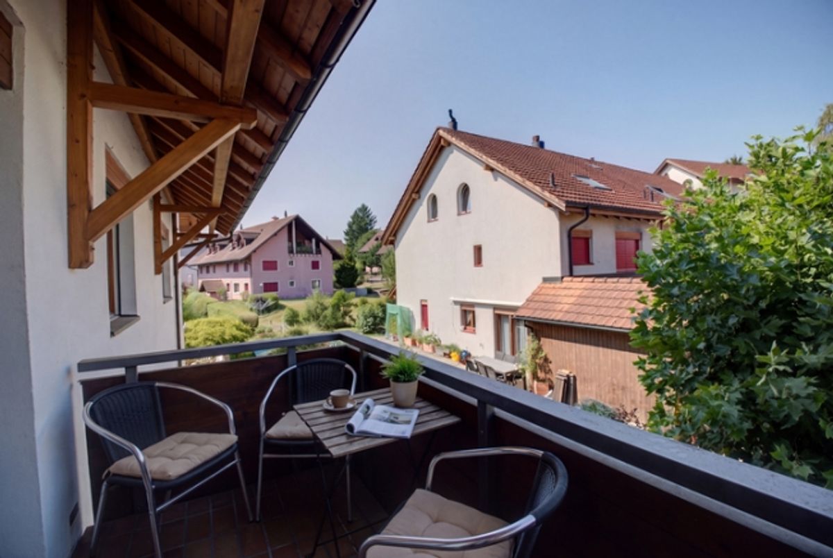KOMPAKT WOHNEN  IN SCHÖNER UMGEBUNG - 1.5 ZIMMER  WOHNUNG IN ZWILLIKON - 5