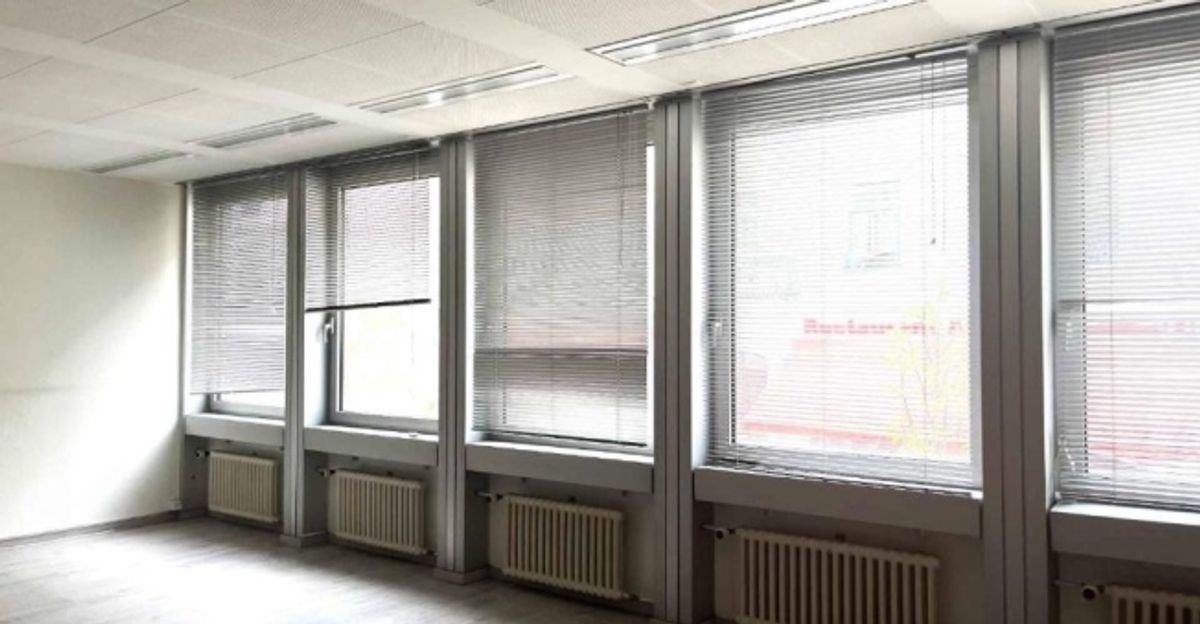 Emplacement stratégique  bureaux 70m² - 2