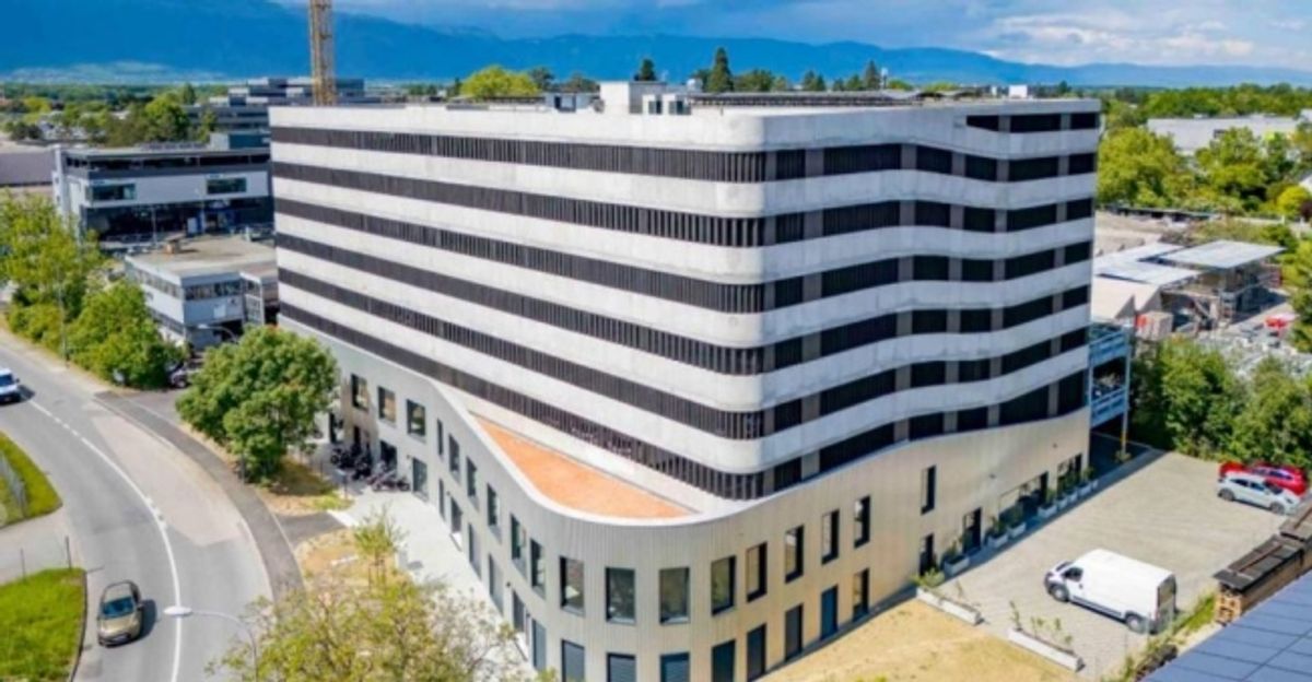 Atelier - Showroom de 750 m² à Meyrin - 10