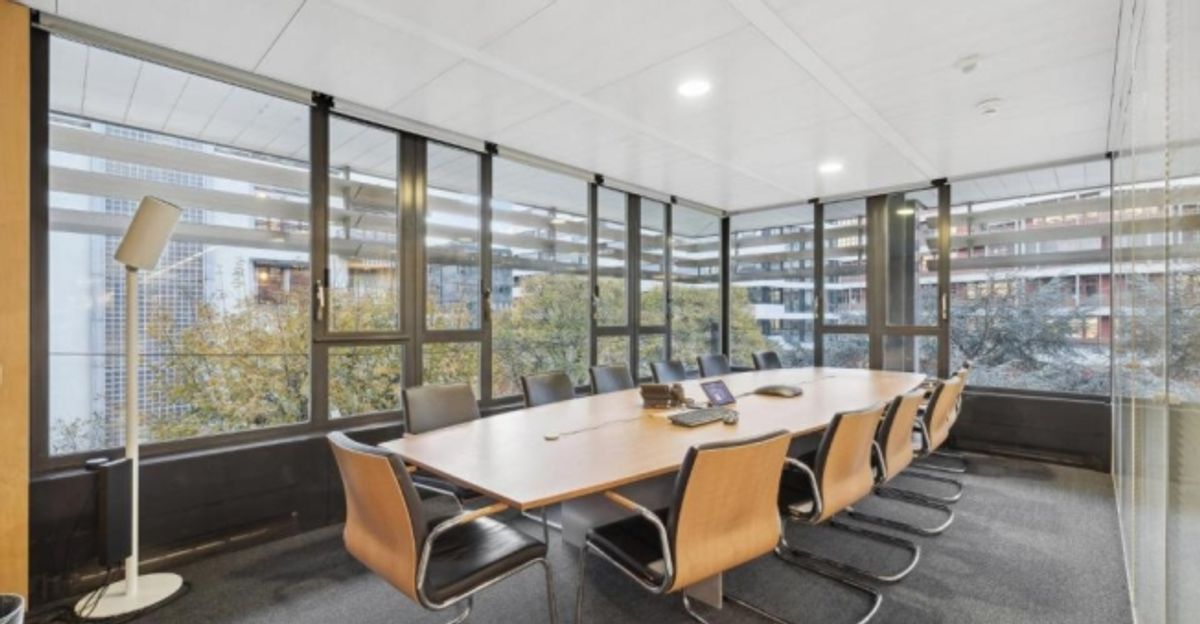 Champel - Bureaux de standing aménagés à deux pas du Léman Express - 4