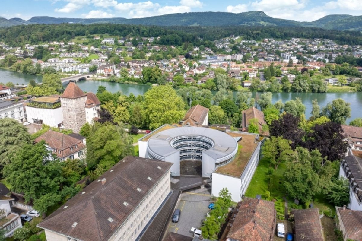 Modern & kompakt ausgebautes Büro direkt in der Stadt - 9