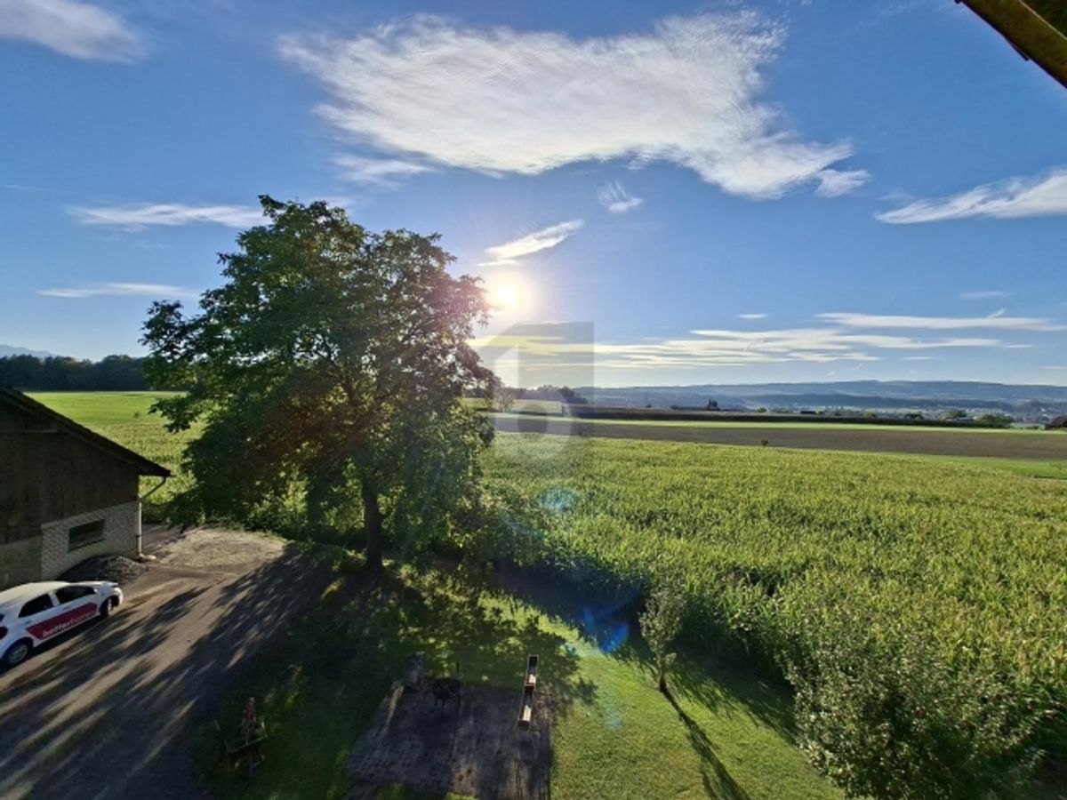 BEFRISTET, IDYLLISCHES LANDLEBEN MIT TOLLEM BALKON - 0