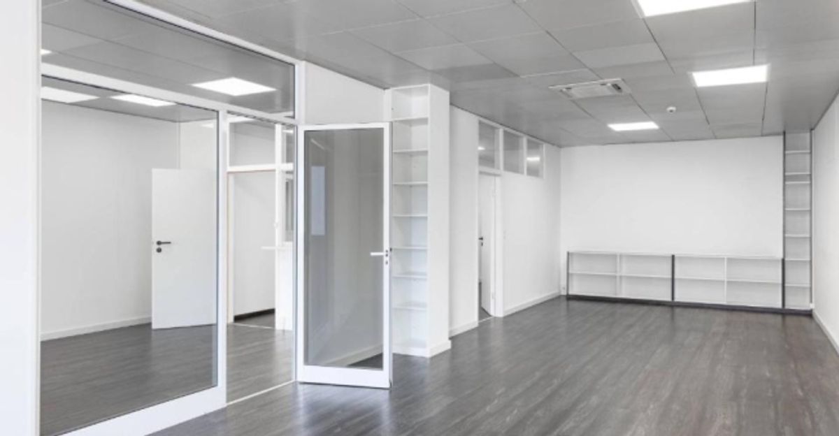 Surface de bureaux-ateliers de 337m2 à Satigny - 11