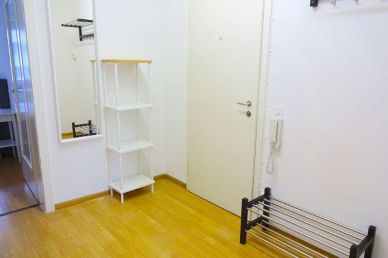 Furnished room in modernised apartment in a top location - 3