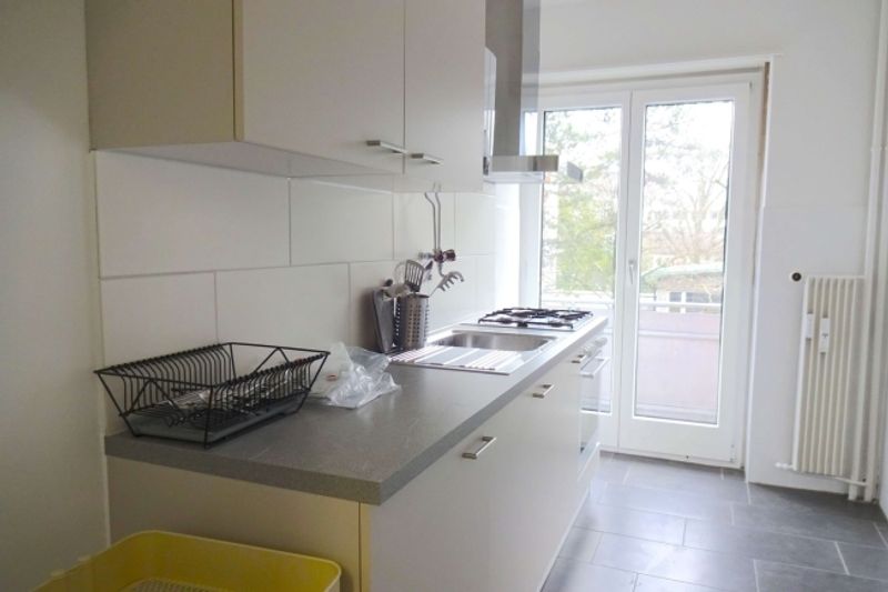 Furnished room in modernised apartment in a top location - 4