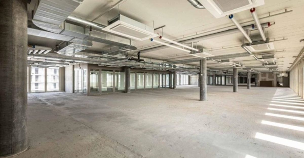 À louer – Bureaux bruts à aménager au Quartier de l’Étang - 5