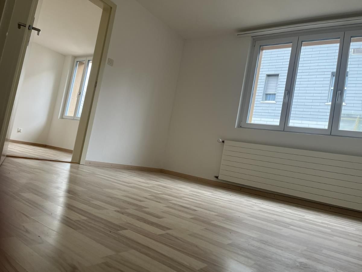 3.5 Zimmer Wohnung - 4
