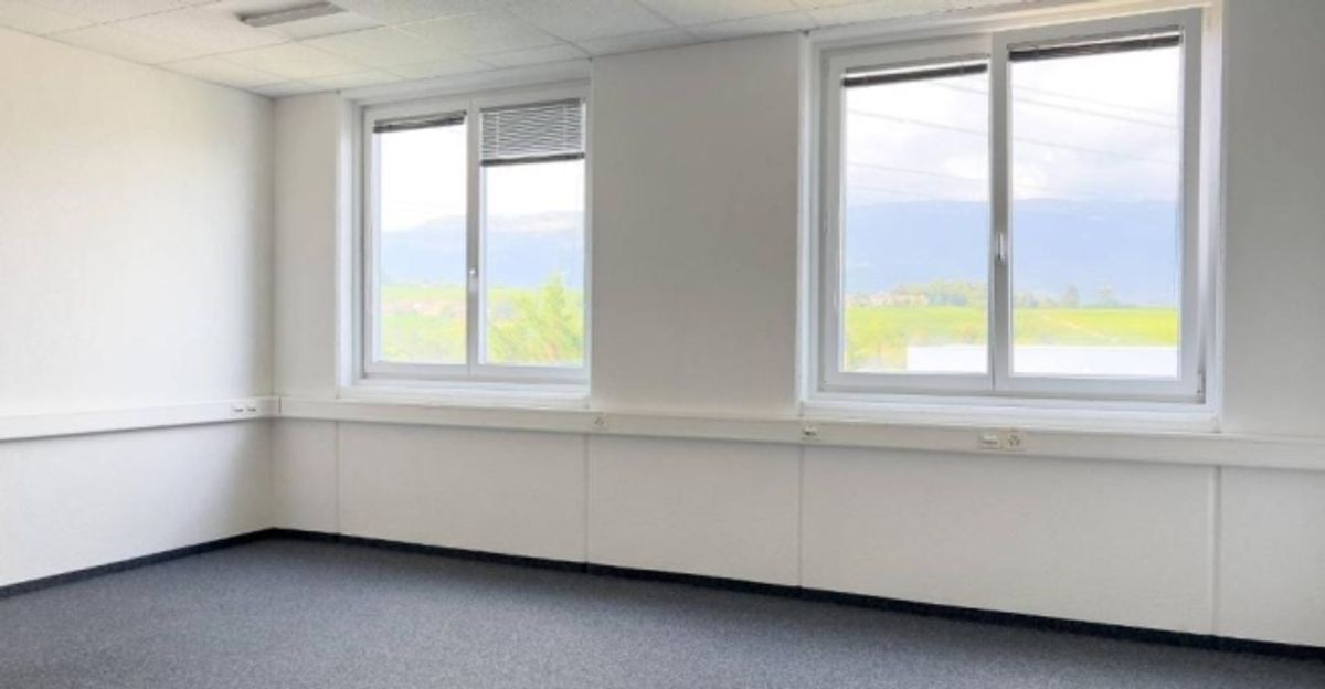 Bureaux, locaux administratifs de 373 m2 à louer à Satigny - 1