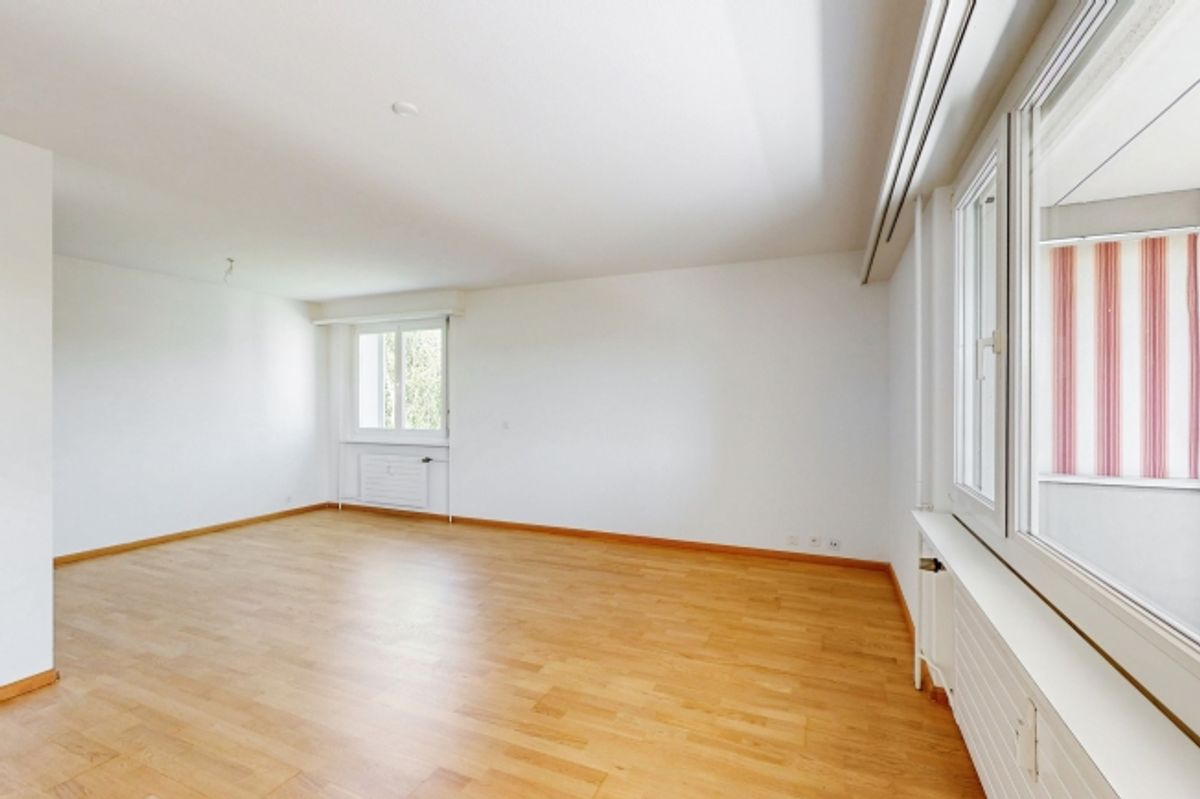 Helle Wohnung  in beliebter, ruhiger Lage mit grossem Balkon - 5