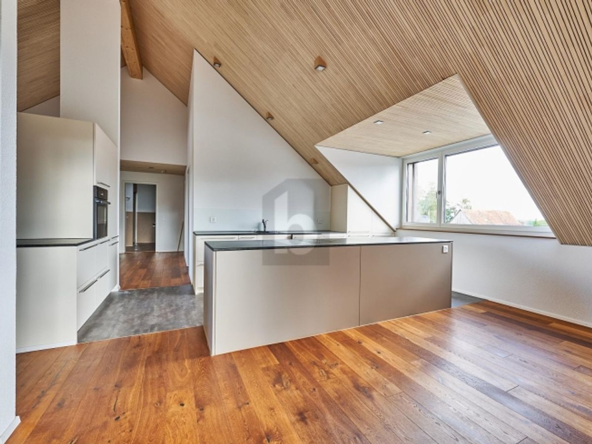 EIN ZUHAUSE MIT BESONDEREM WOHNGEFÜHL - 0