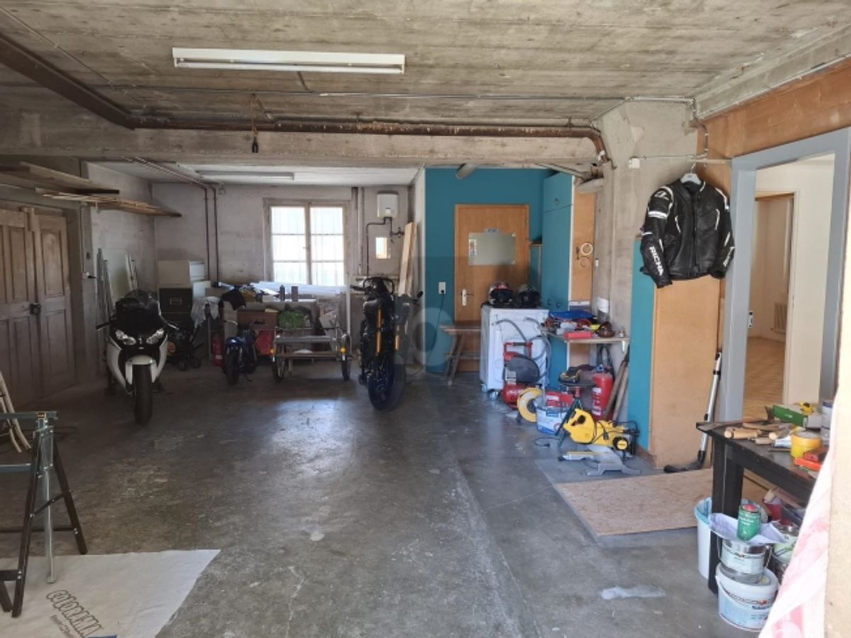 VIEL PLATZ AN ZENTRALER LAGE - 4