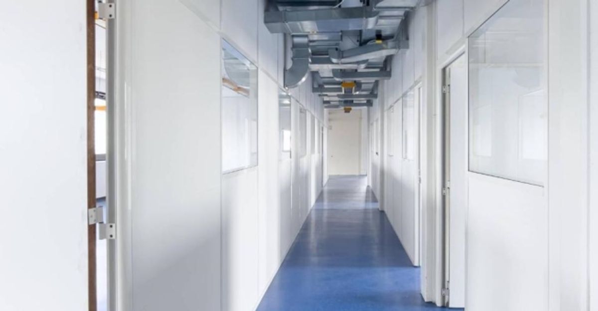 Laboratoire, production, atelier de 420 m2 à louer à Satigny - 7