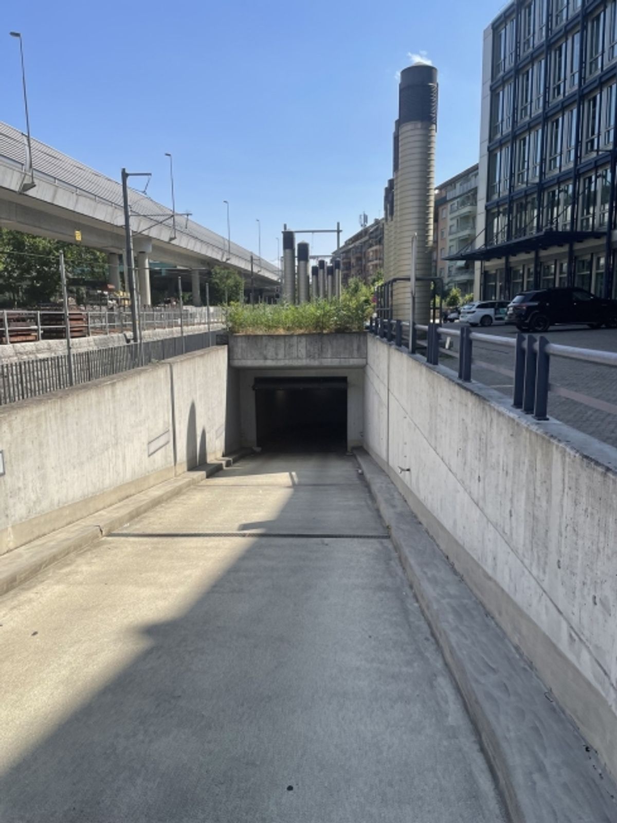 Garagenparkplatz zentral in 8045 Zürich / Sihlcity mieten! - 4