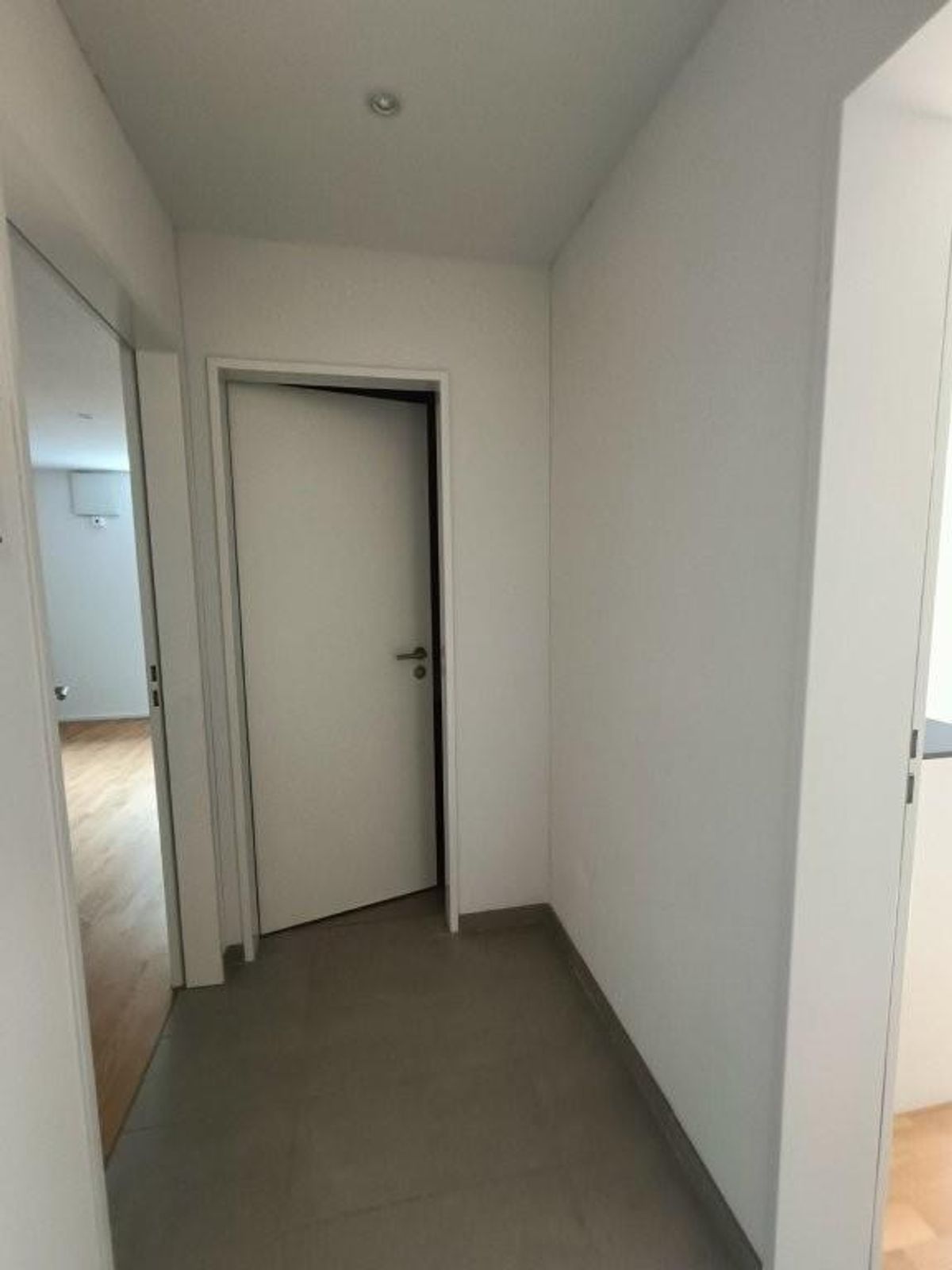 2.5 Zimmer Wohnung - 6