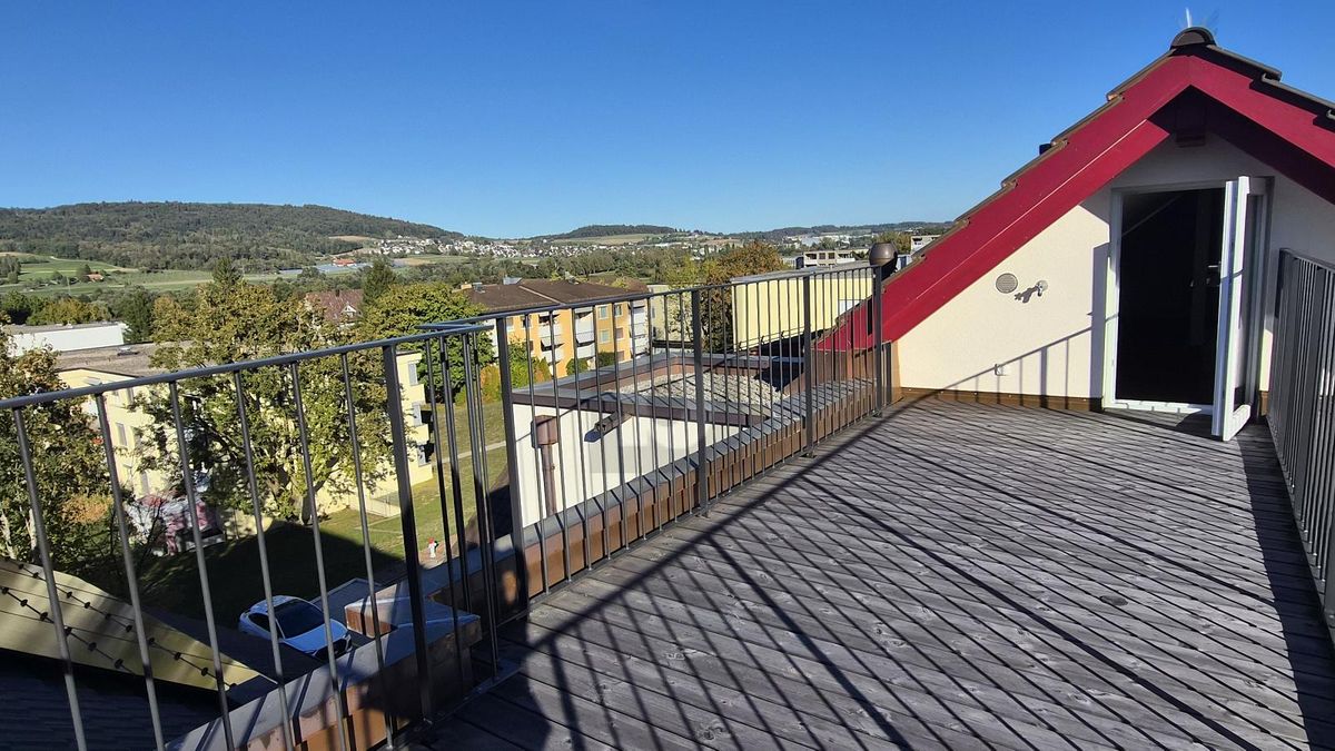 MIT PRIVATER DACHTERRASSE & WEITBLICK - 0