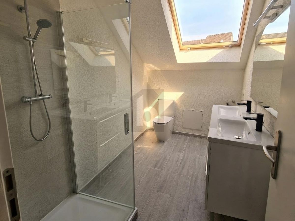 COSY, AVEC VUE DÉGAGÉE - 2