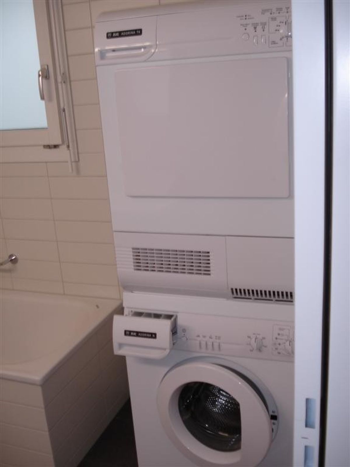 Ihr neues Zuhause mit eigenem Sitzplatz! - 3