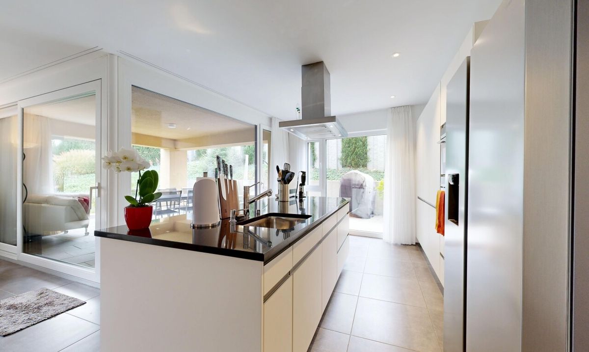 Moderne 3.5 Zimmerwohnung mit grosszügigem Gartenbereich in Menziken - 2