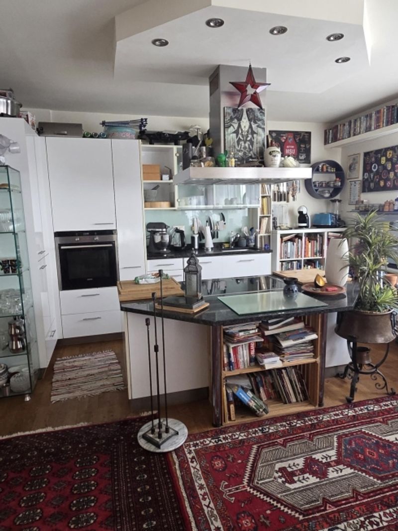Charmante 3-Zimmer-Eigentumswohnung im Erdgeschoss in Basel - 2