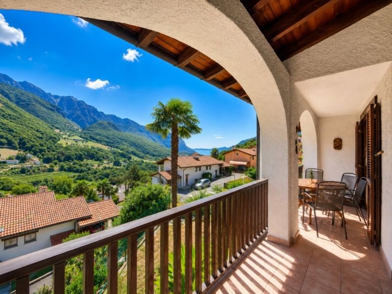 2027 – In AROGNO -EIN AUSSICHTSPUNKT IM HERZEN DES TICINO - 1