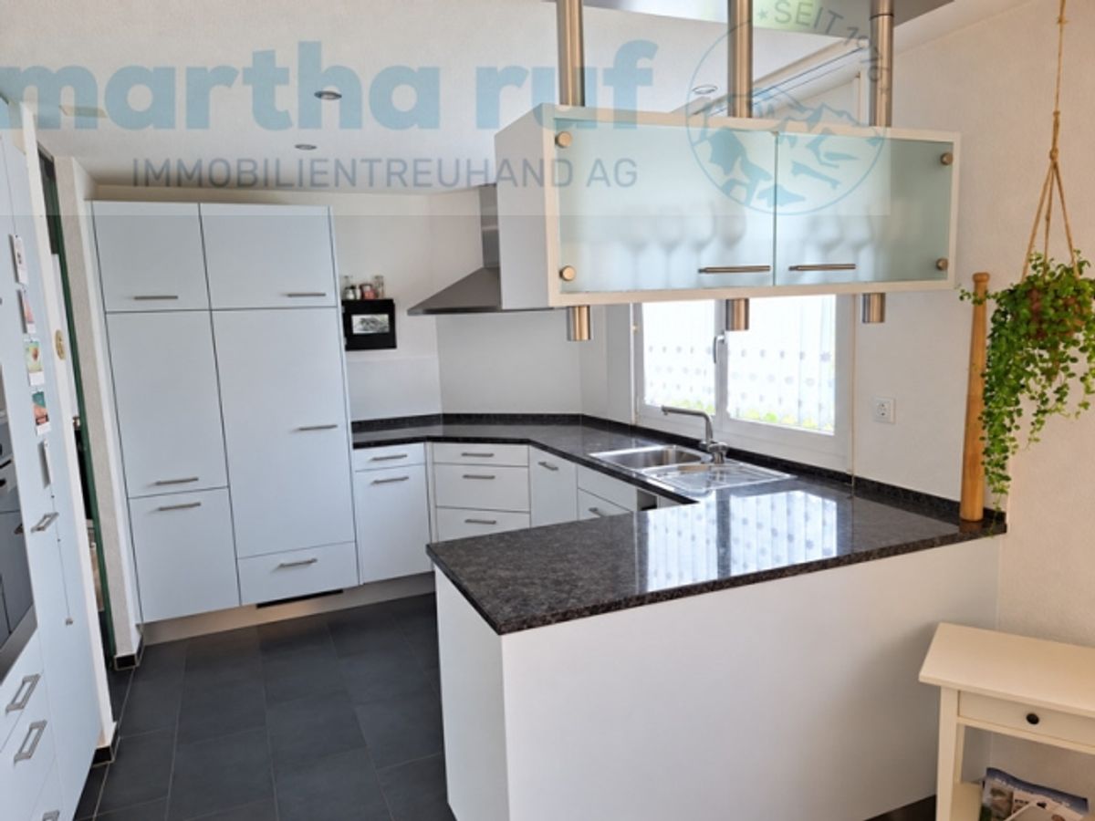 Helle, grosszügige 4.5-Zimmer-Wohnung mit grossem Gartensitzplatz - 3