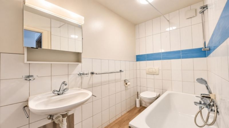 Wunderschöne 2,5-Zimmer-Wohnung – Terrasse und Garten - 6