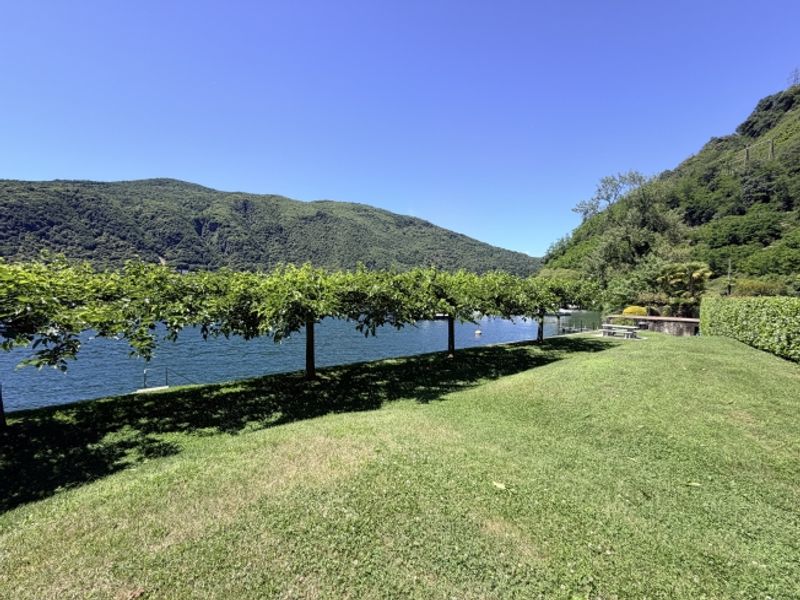 3788 ZWEITWOHNSITZ  WUNDERSCHÖNES EINZIMMERWOHN. MIT SEEBLICK, TERRASSE UND GARTEN - 3