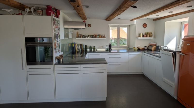 7 ZIMMER-HAUS IN BERGDIETIKON (AG), MÖBLIERT, TEMPORÄR - 7