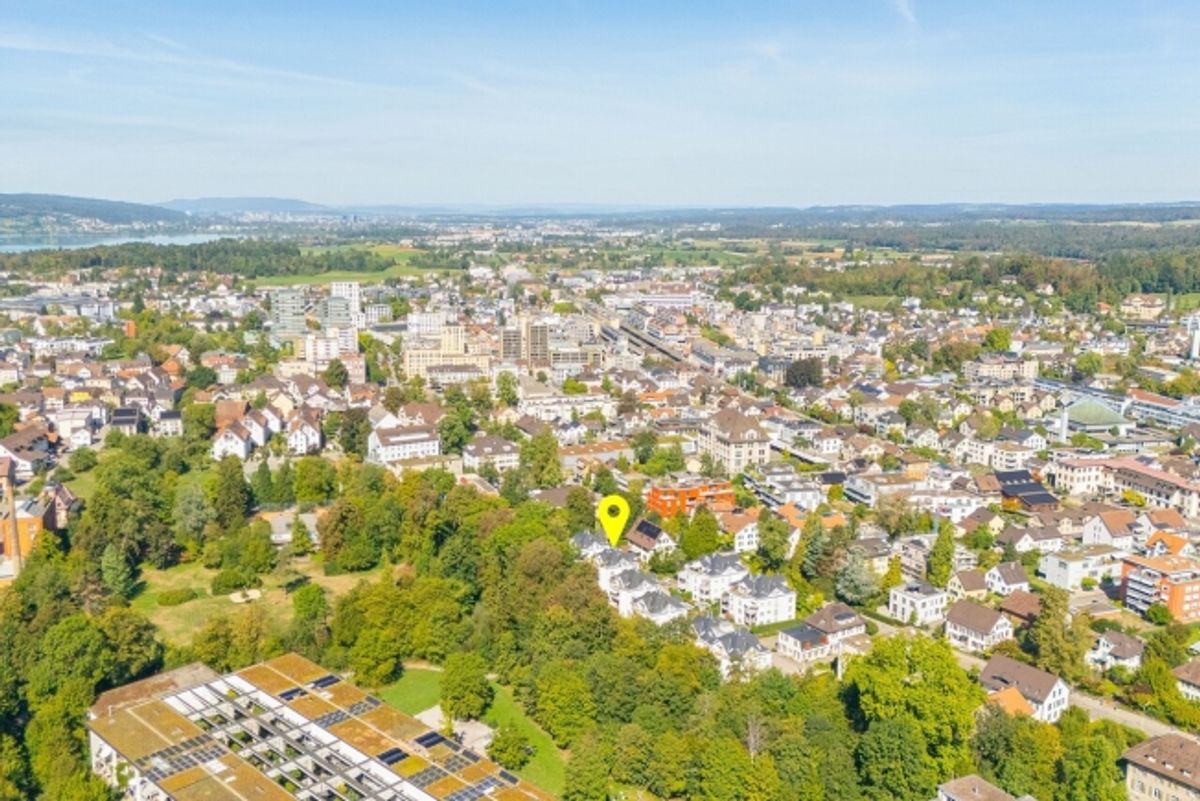 Grüner Ausblick und urbaner Komfort in Uster - 12