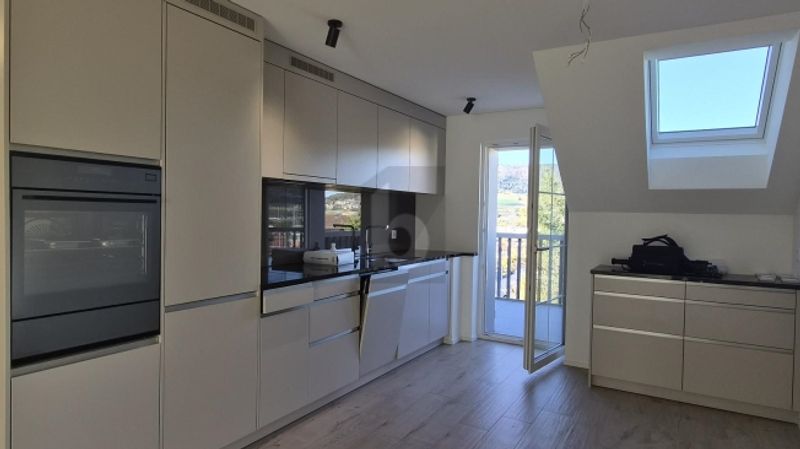 MIT PRIVATER DACHTERRASSE & WEITBLICK - 2