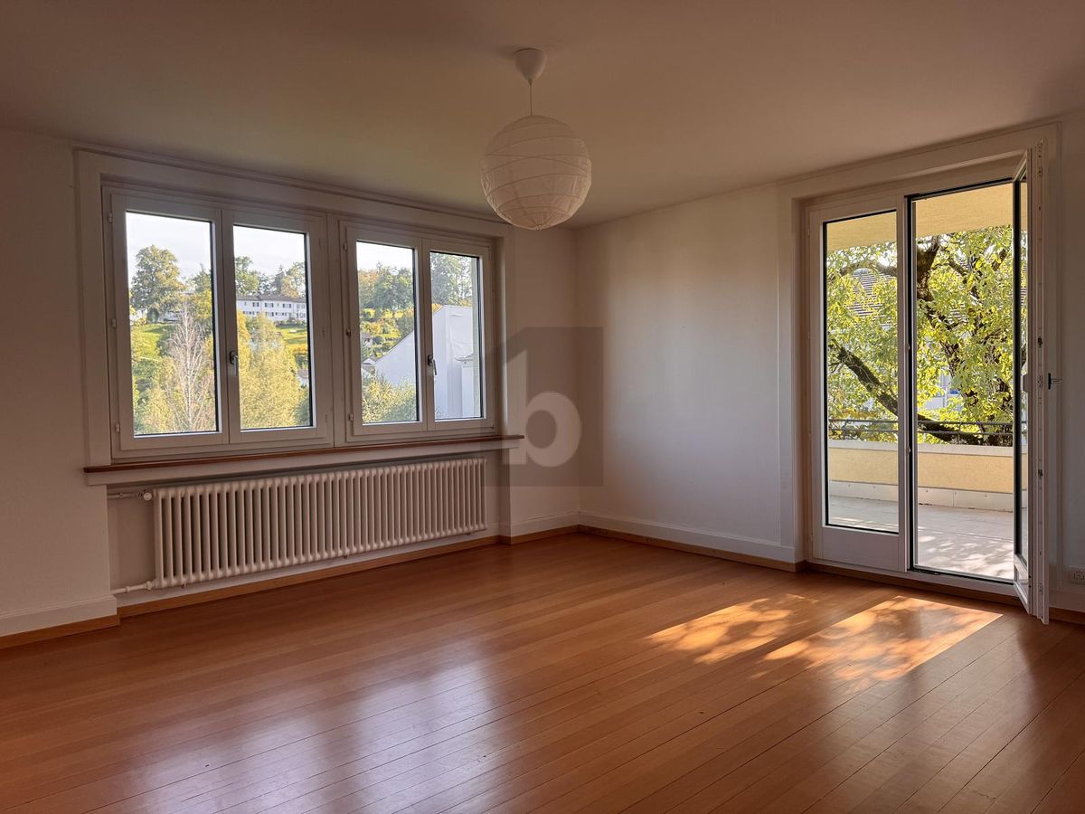 ELEGANT, AN BEGEHRTER LAGE UND MIT GARTEN - 4