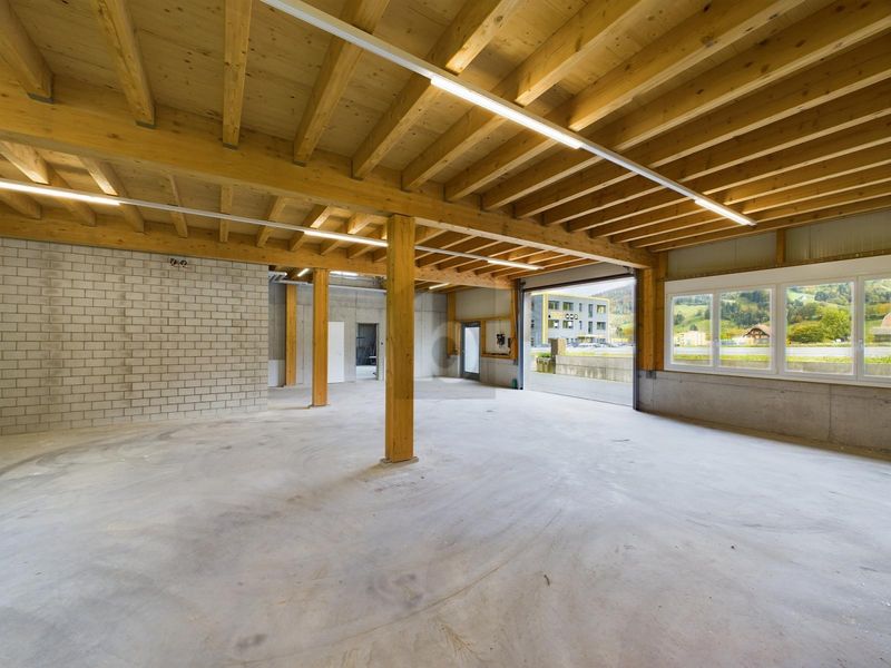 NEUBAU FÜR MASSGESCHNEIDERTE BEDÜRFNISSE - 2
