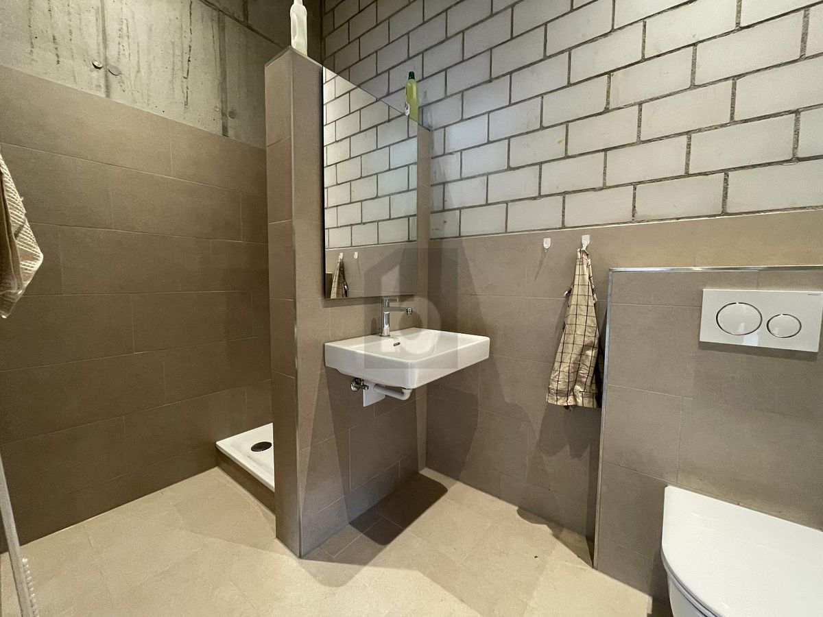 NEUBAU FÜR MASSGESCHNEIDERTE BEDÜRFNISSE - 4