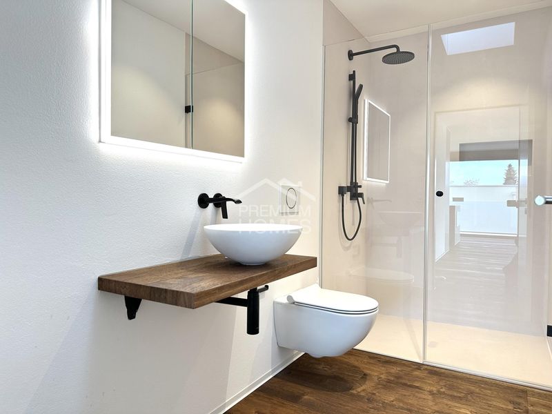 Luxuriöse 4.5 Zimmer-Attikawohnung - 9