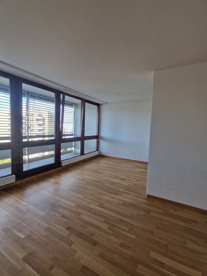 A saisir ! Magnifique logement idéalement situé à Renens ! - 4
