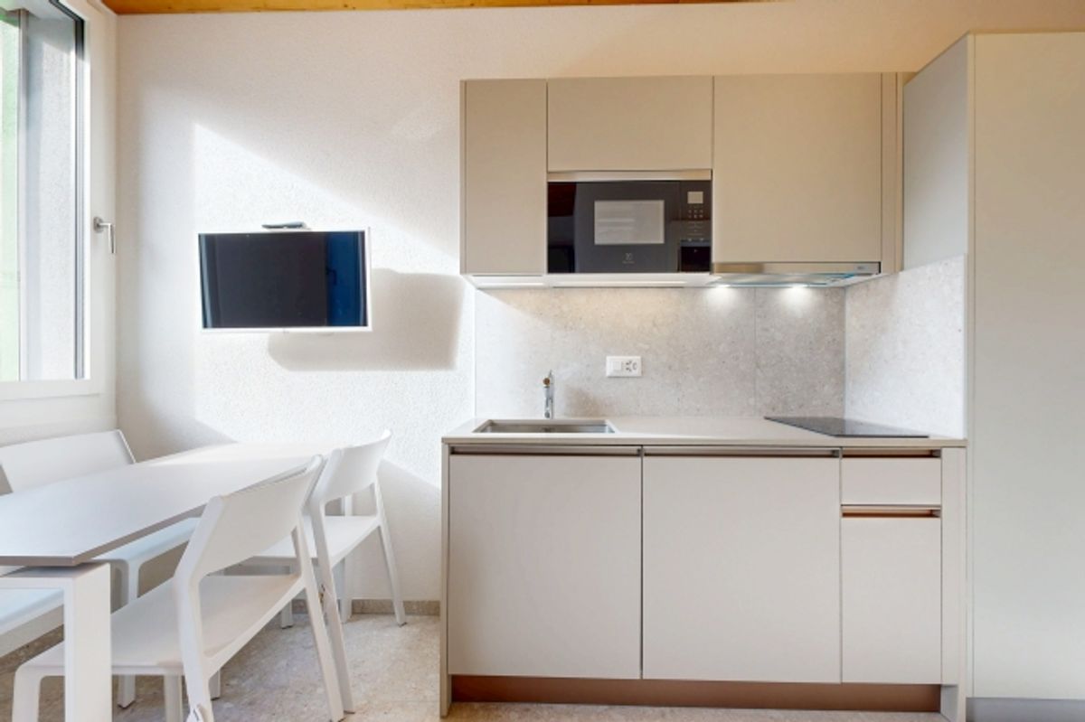 Un studio meublé - Bon TL CHF 300.00 offert ! - 1