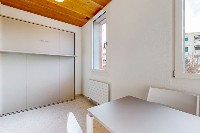 Un studio meublé - Bon TL CHF 300.00 offert ! - 3