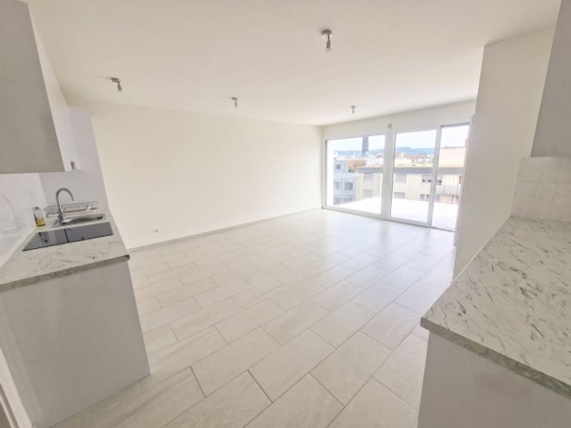 Geräumige 4.5-Zimmer Attikawohnung mit Aussicht in Basel zur Miete - 3