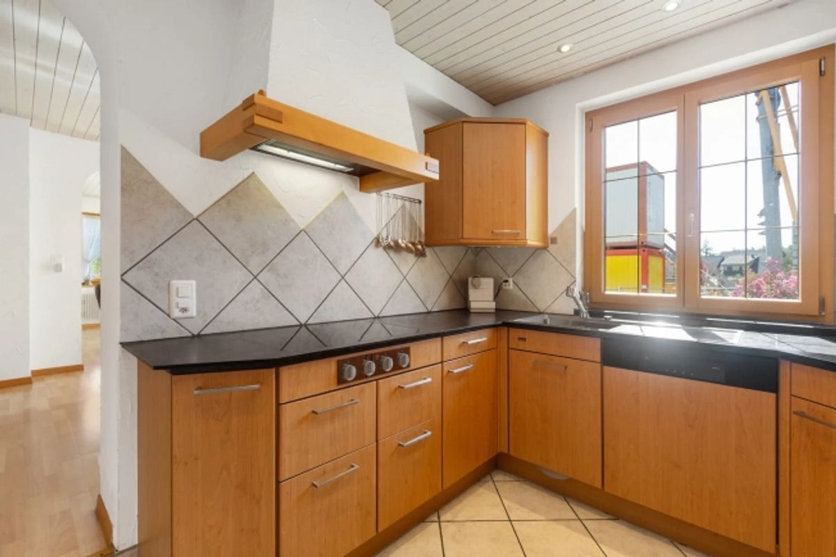 6.5-Zimmer-Einfamilienhaus mit Wintergarten in Grafstal - 1