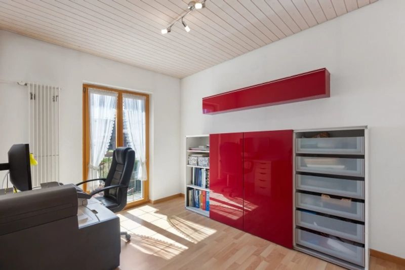 6.5-Zimmer-Einfamilienhaus mit Wintergarten in Grafstal - 11