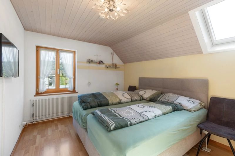 6.5-Zimmer-Einfamilienhaus mit Wintergarten in Grafstal - 12