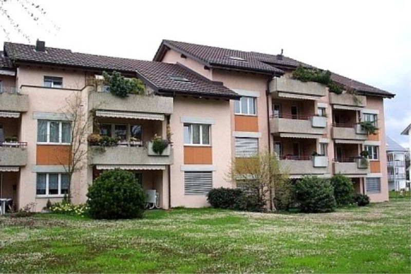 Einstellplätze in Schwerzenbach zu vermieten - 1